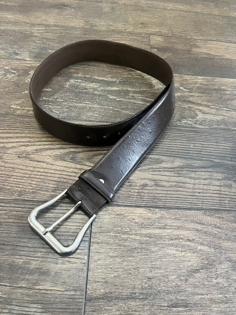 Consignment: Tailored Sportsman Brown Belt