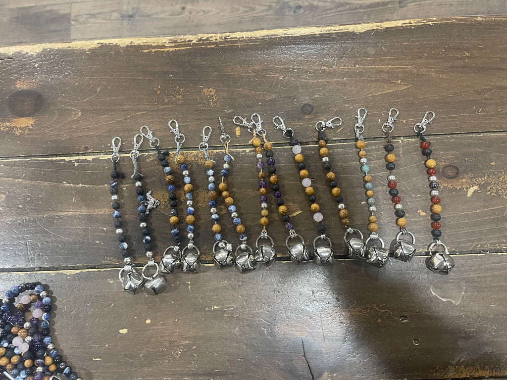 Back Country Homestead: Assorted Crystals Small Rhyme Bells