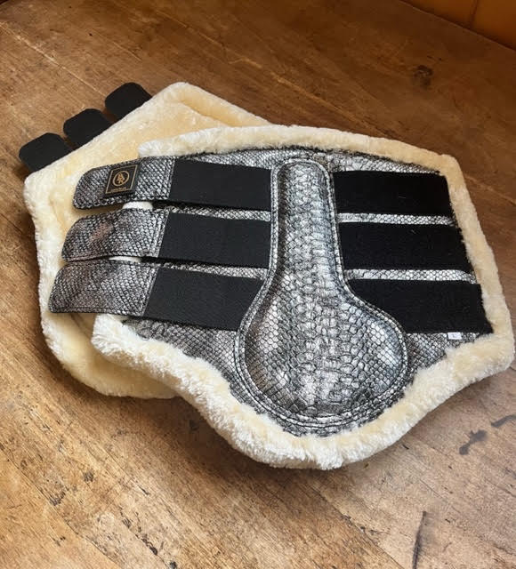 Consignment : BR Snakeskin Brushing Boots with Sheepskin