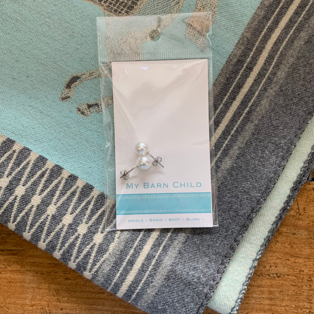 My Barn Child Earrings: Pearls