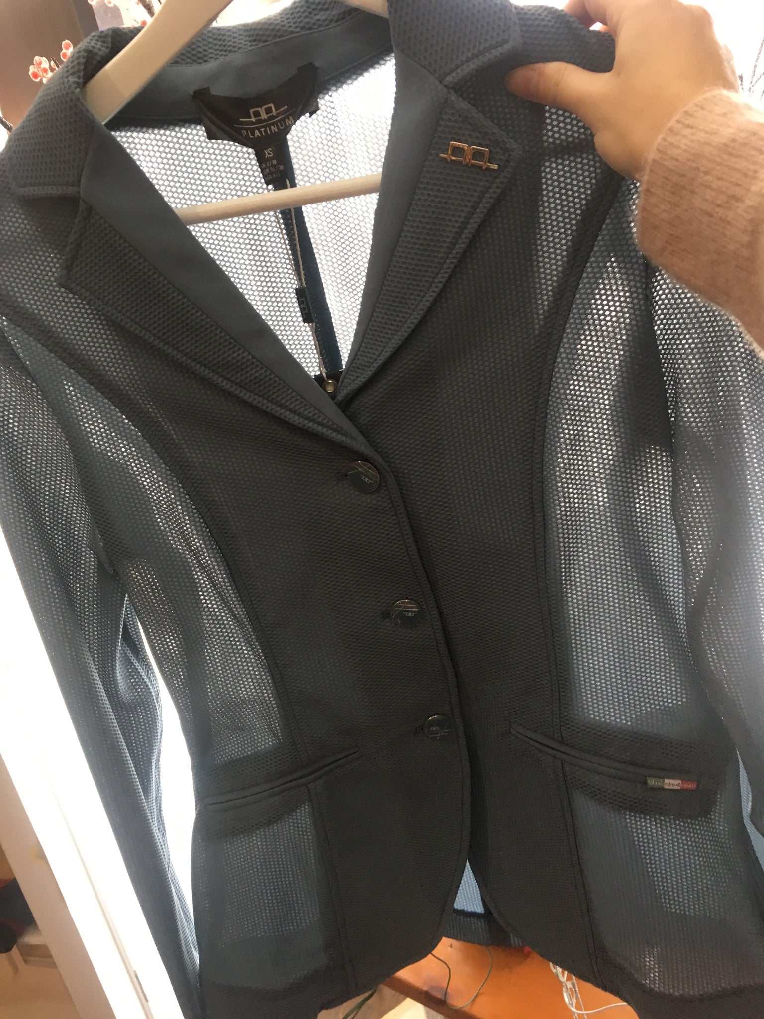 AA Alessandro Albanese Motion Lite Show Jacket Black The Tack