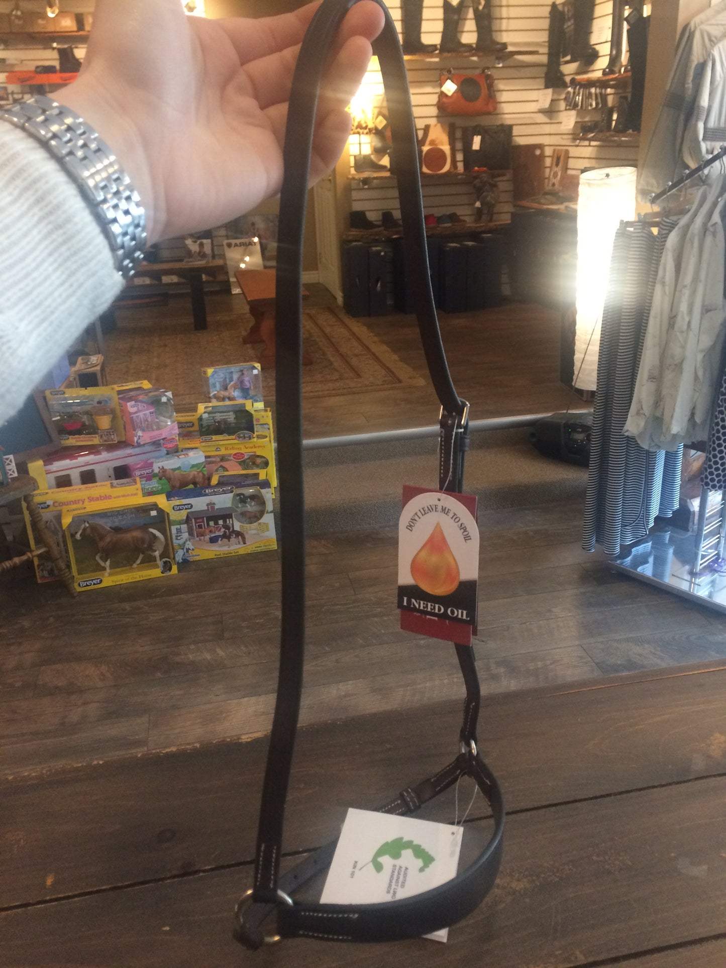 Shires Dropped Noseband Plain Hanana