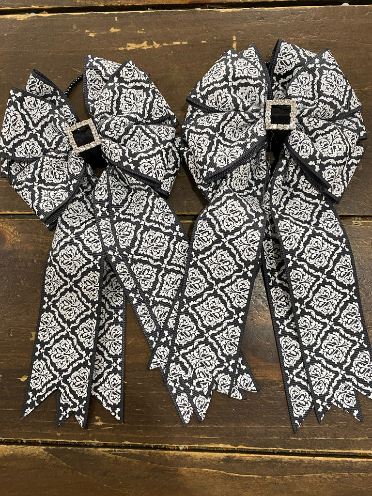 My Barn Child Show Bows: Black/White Filigree