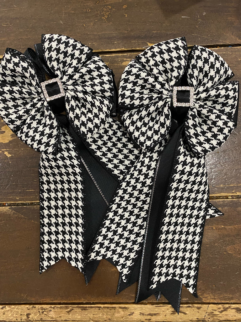 My Barn Child Show Bows: Houndstooth Black/White